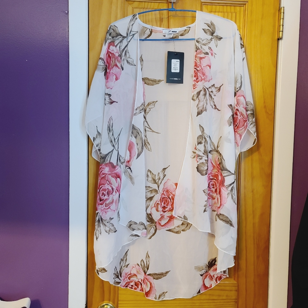 New fashion nova floral kimono - Picture 8 of 12